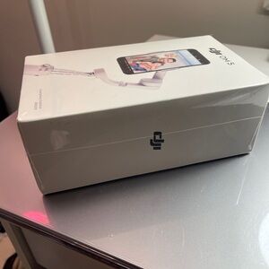 DJI OM 5 Smartphone Stabilizer in White